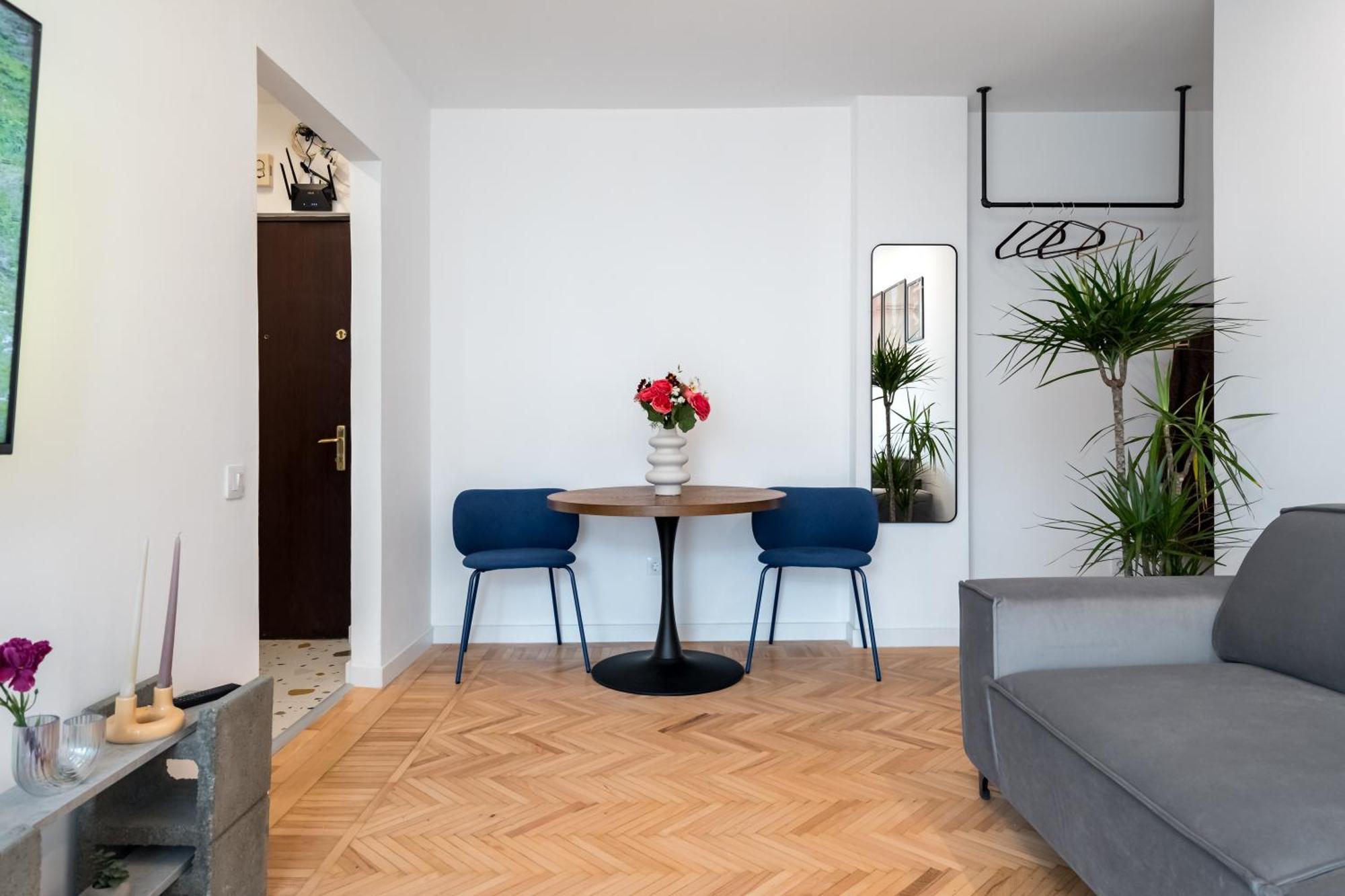 Central Aesthetic Apartment Bukarest Exterior foto